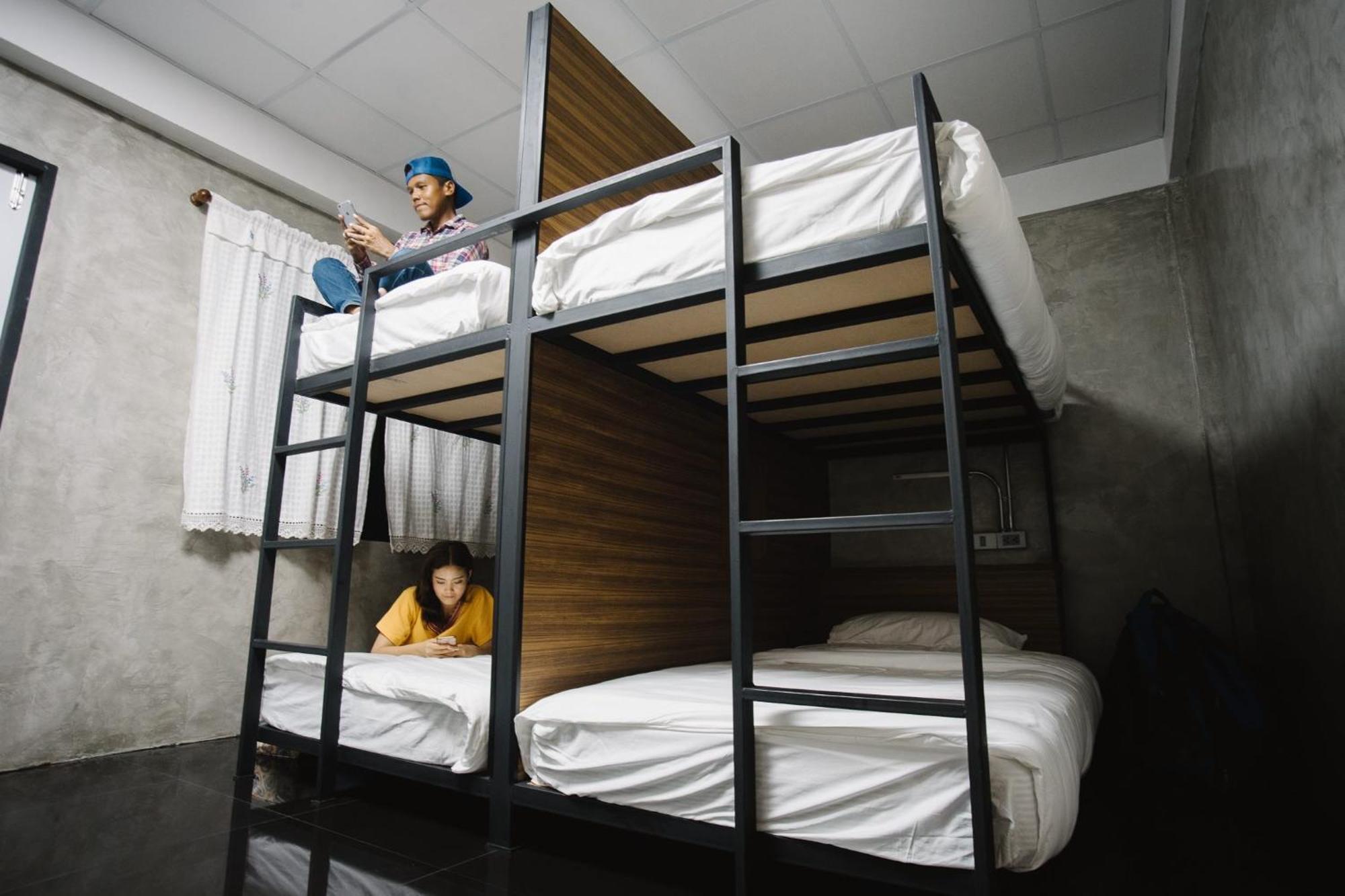 Baan Lung Poshtel Hostel เชียงใหม่ ภายนอก รูปภาพ